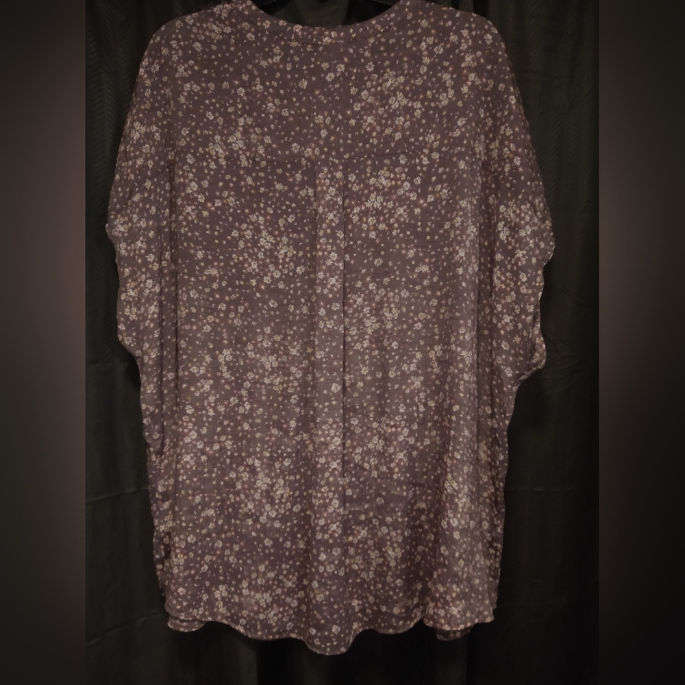 Torrid top - Picture 3 of 6